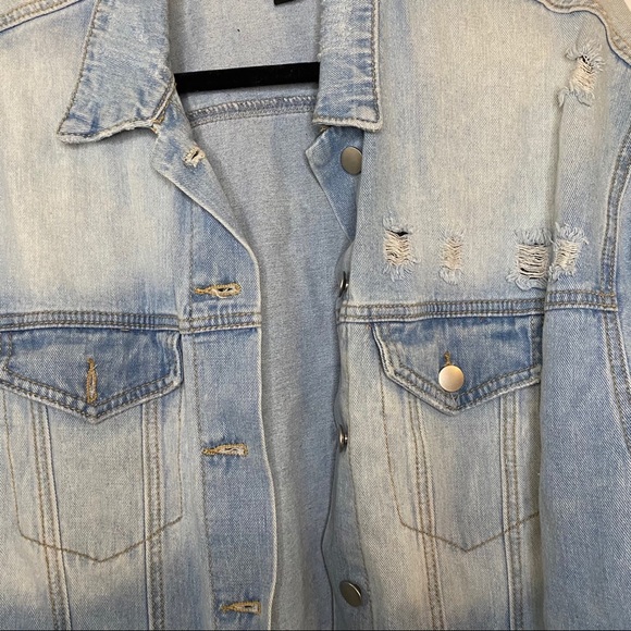 OVERSIZED PAINTERS DENIM JACKET - Picture 2 of 5